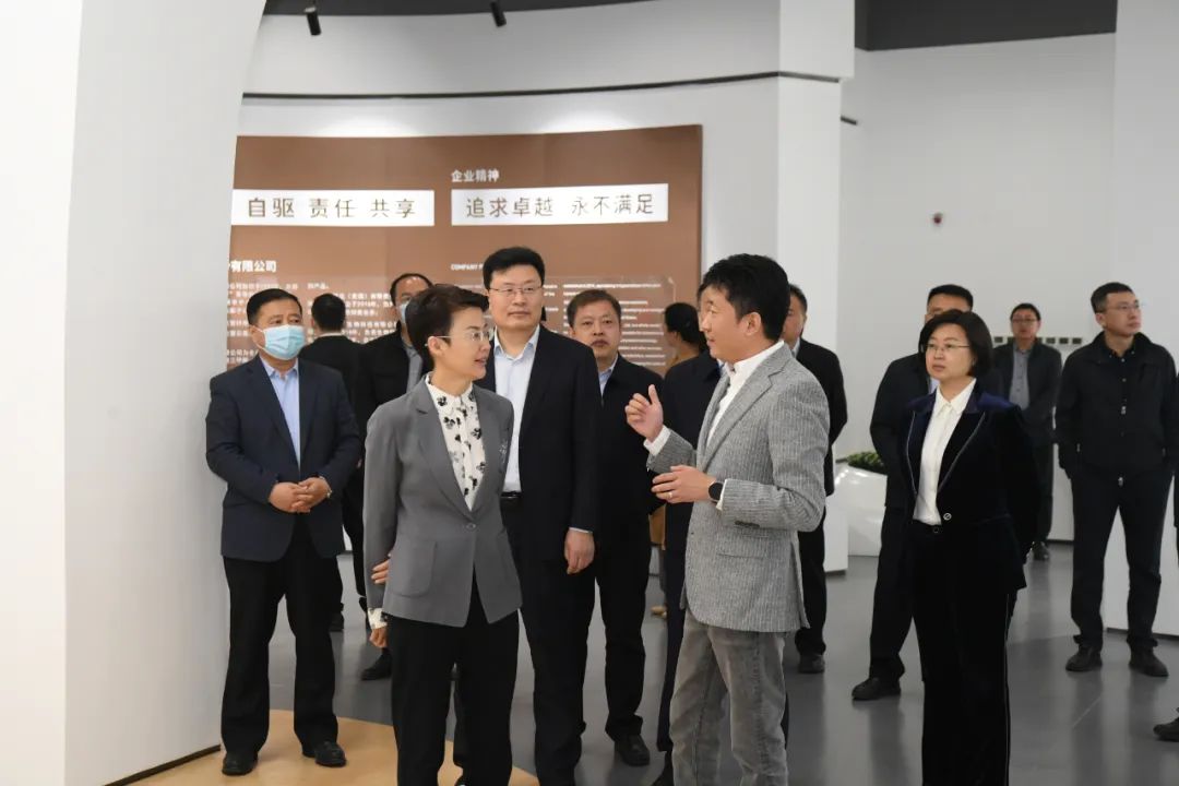 山东省副省长王桂英来LD（中国）集团调研
