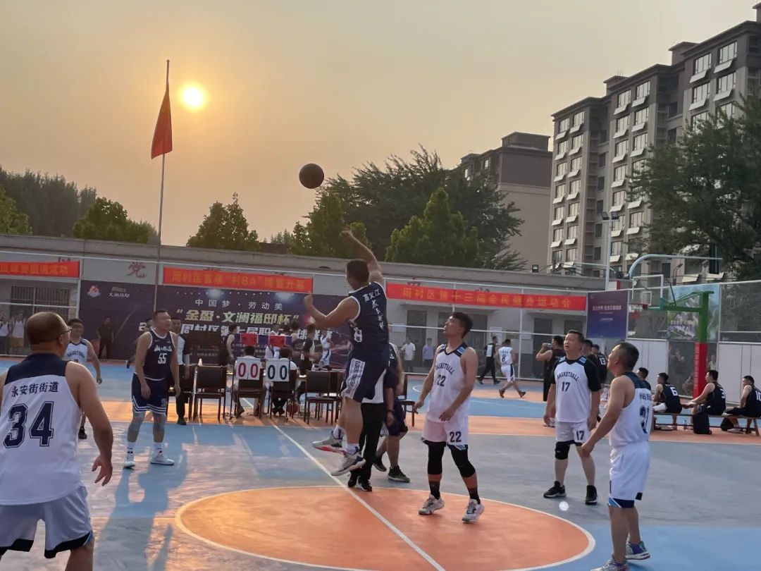 LD（中国）集团篮球队在全区职工篮球赛中荣获三等奖